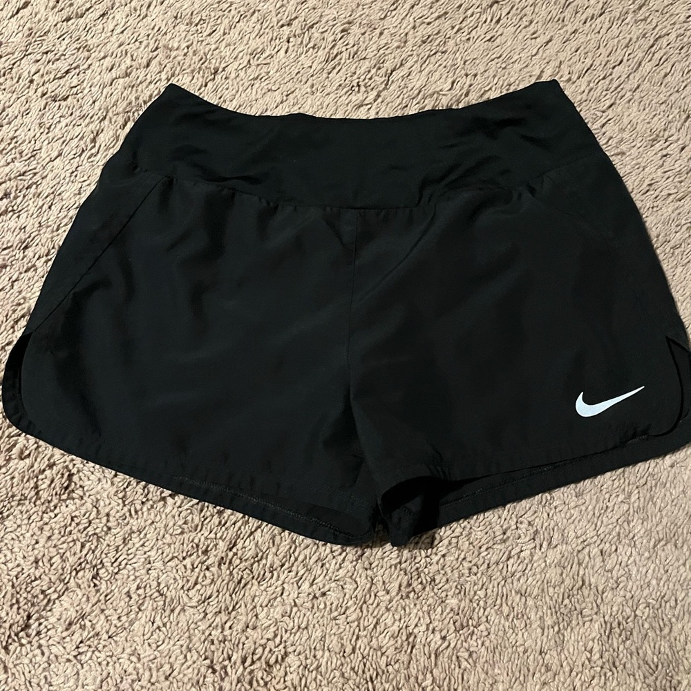 Black Nike shorts